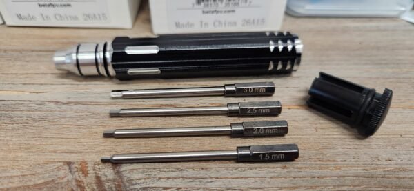 Mango destornillador 4 puntas